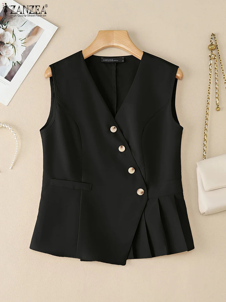 Gestept vest met diagonale knoopsluiting en plooizoom